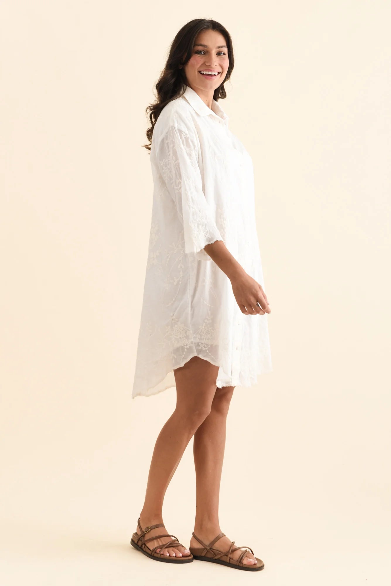 Offredo Shirt Dress White by – Kohl and Soda