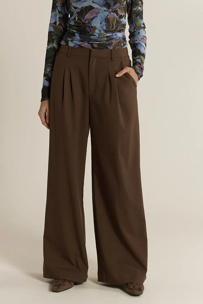 Roan Pleat Front Pant