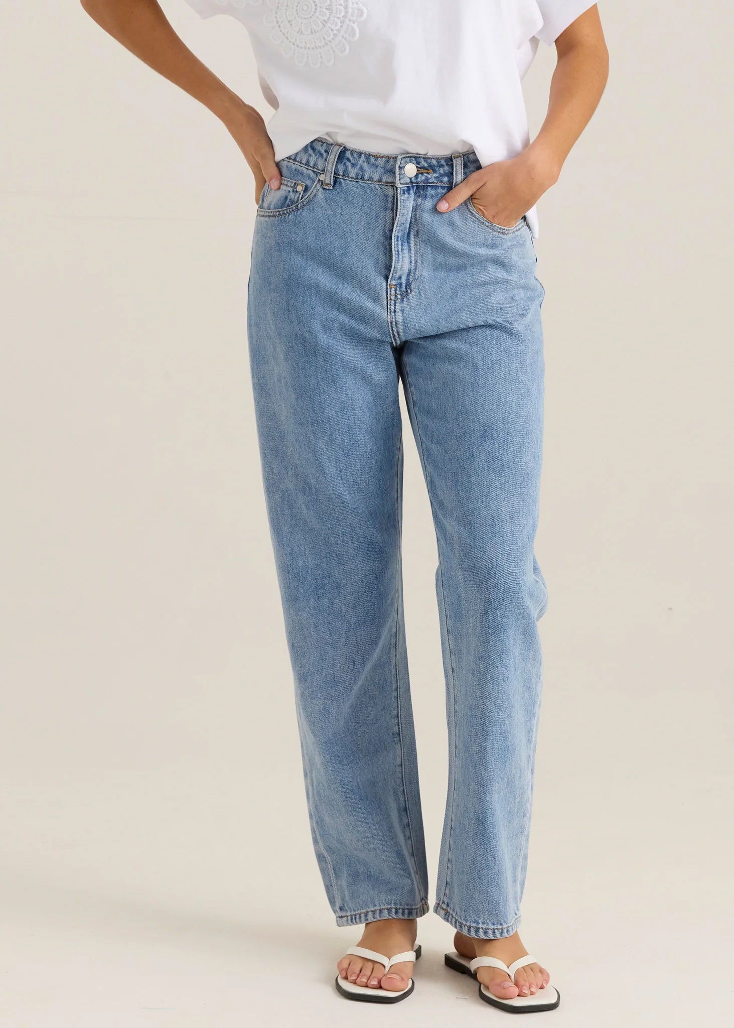 Kalani Straight Leg Jeans - 90s Blue Wash