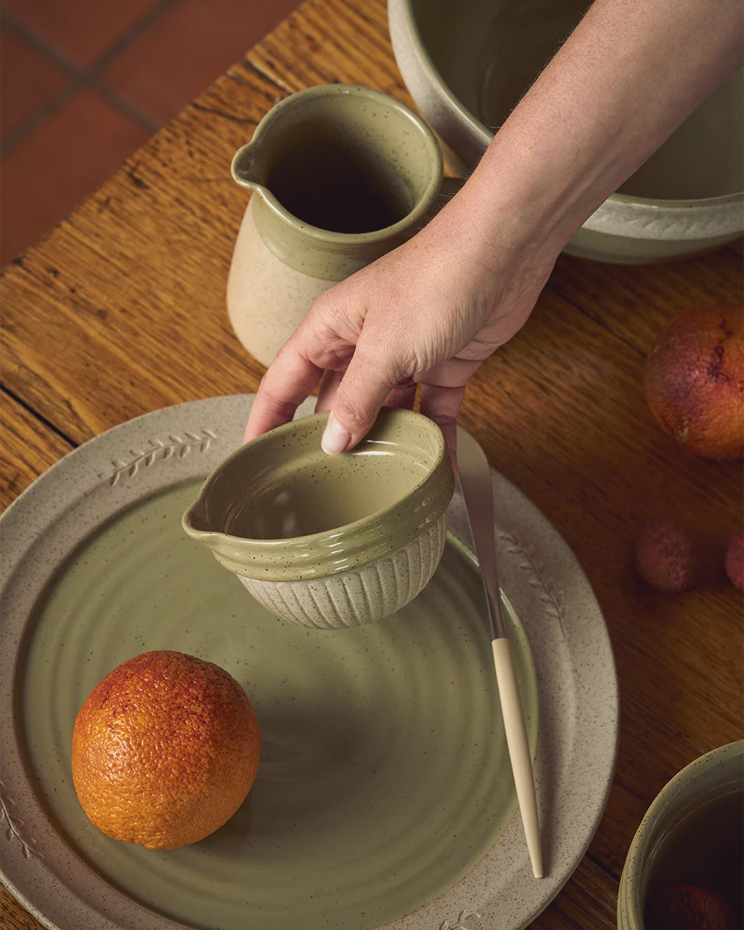 Kitchen Life Scallop Bowl Peppercorn small