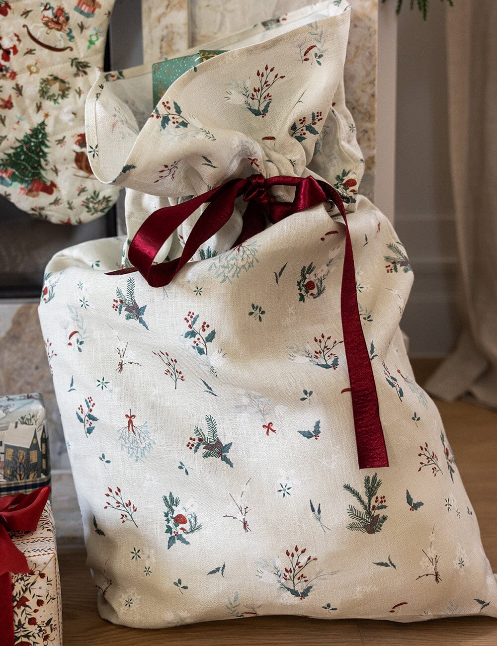 Heirloom 100% Linen Christmas Santa Sack Heirloom Holly