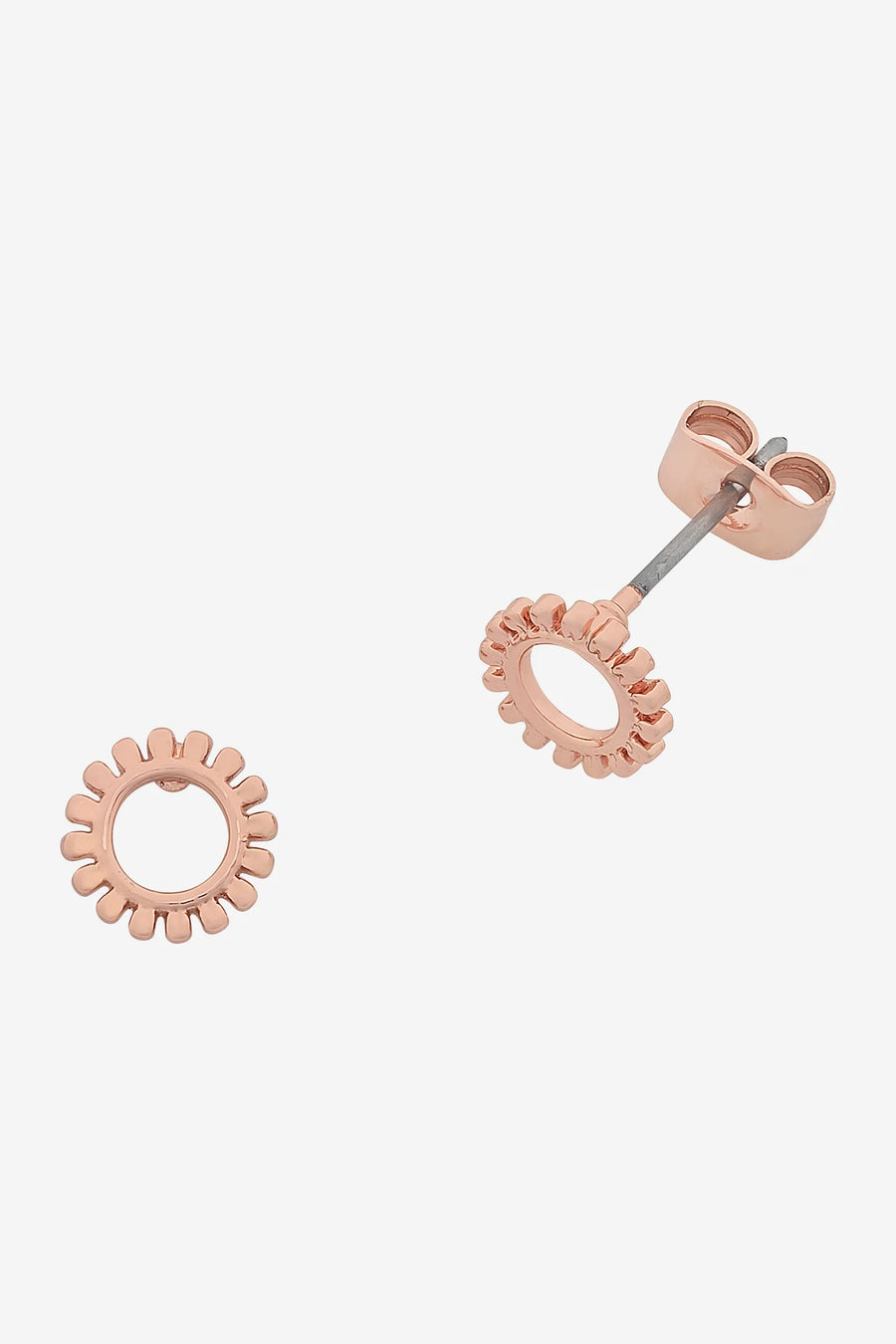 Petite Daisy Earrings