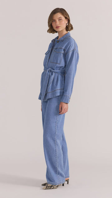 Lyla Wide Leg Jeans
