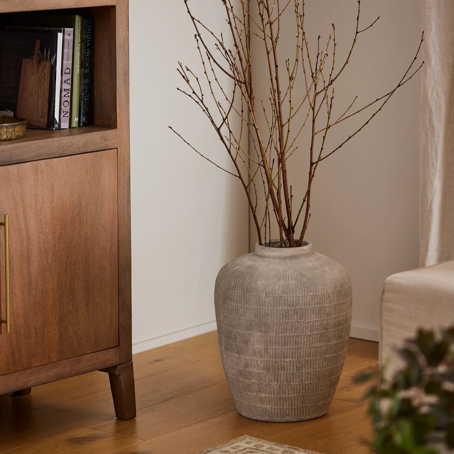 Samson Etched Grey Urn