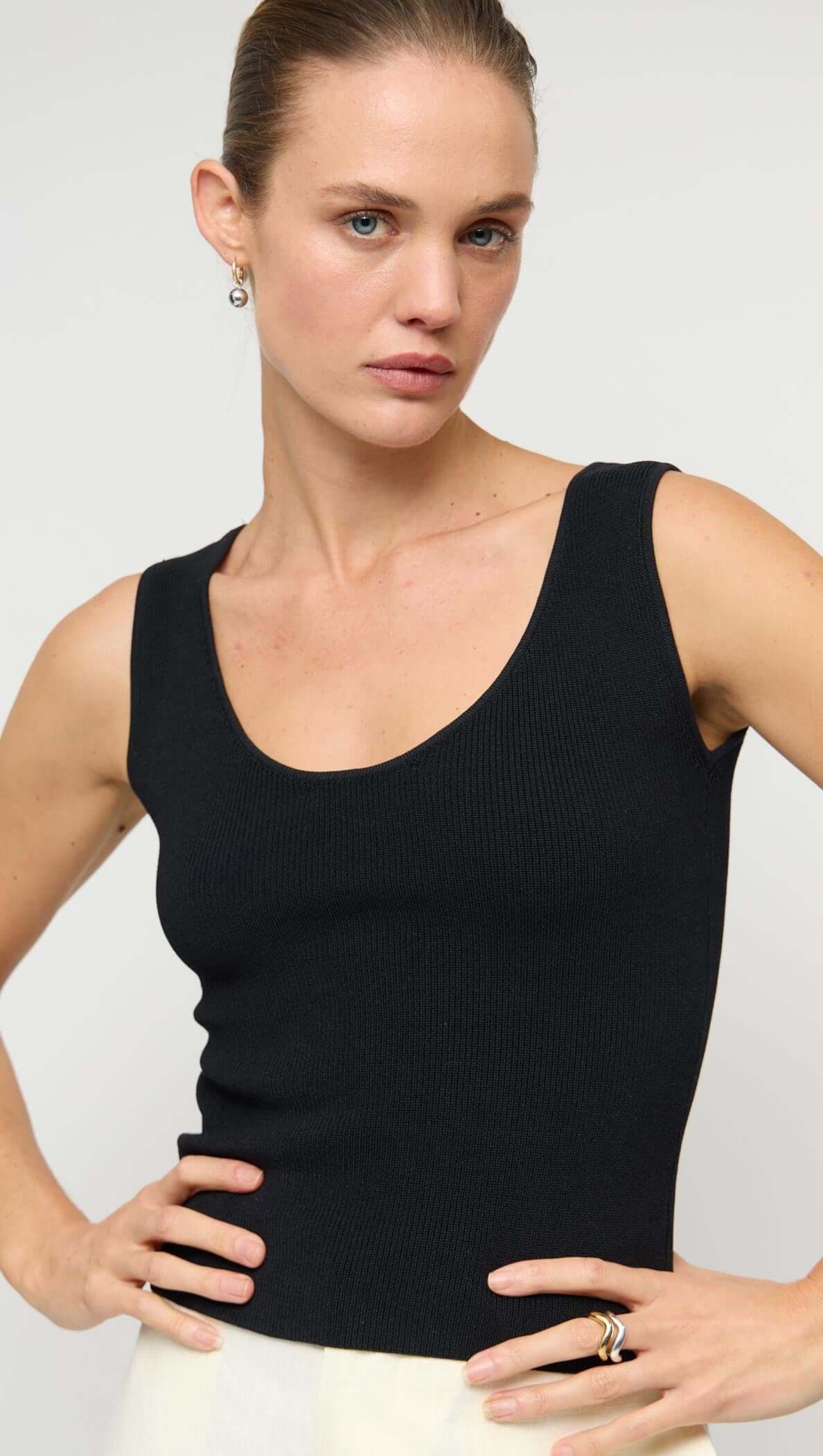 Moda Reversible Black Knit Tank Top