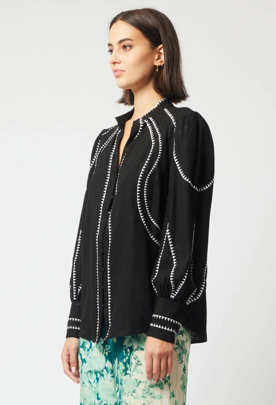 Meridian Embroidered Shirt in Black