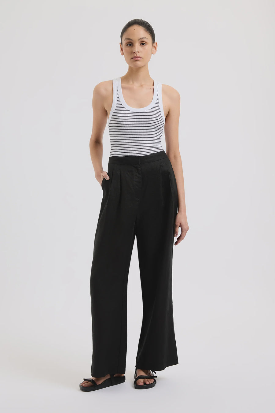 Thilda Linen Pant Black