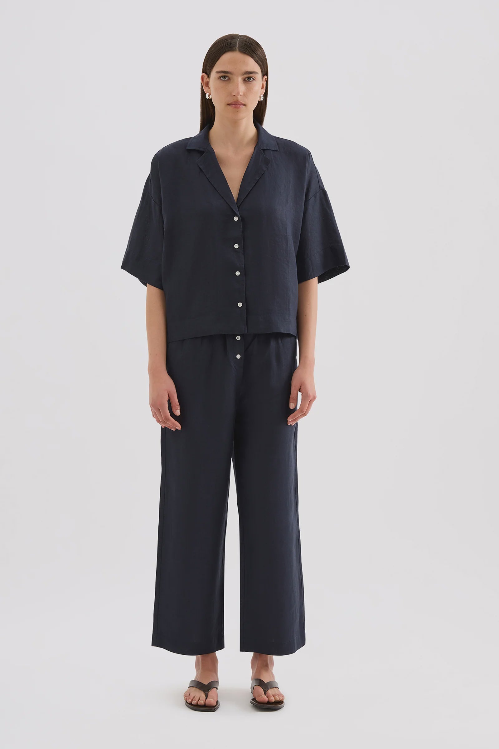 Lounge Linen Crop Pant Navy