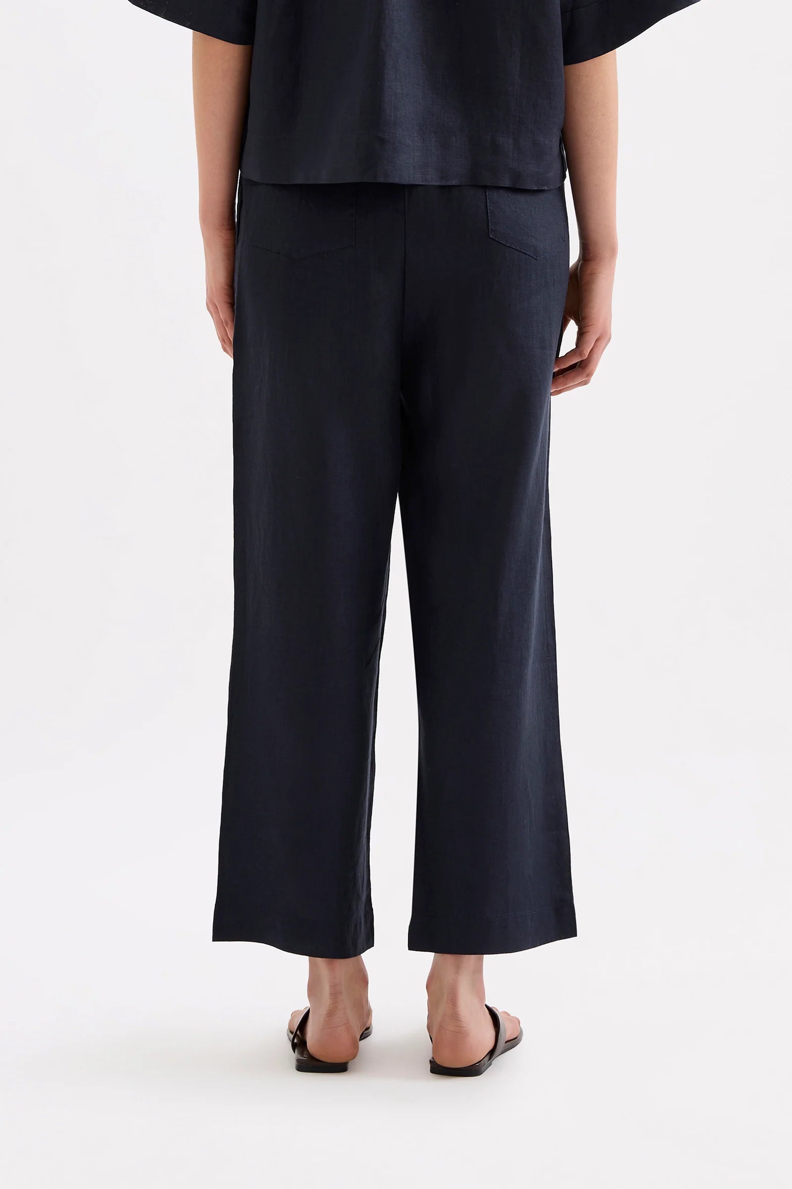 Lounge Linen Crop Pant Navy