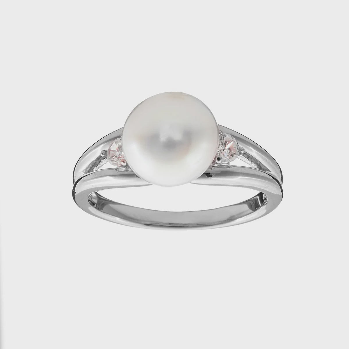 Esther Freshwater Silver Pearl Ring
