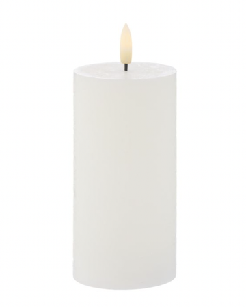 Hughe Flickering LED Candle - White 15cm