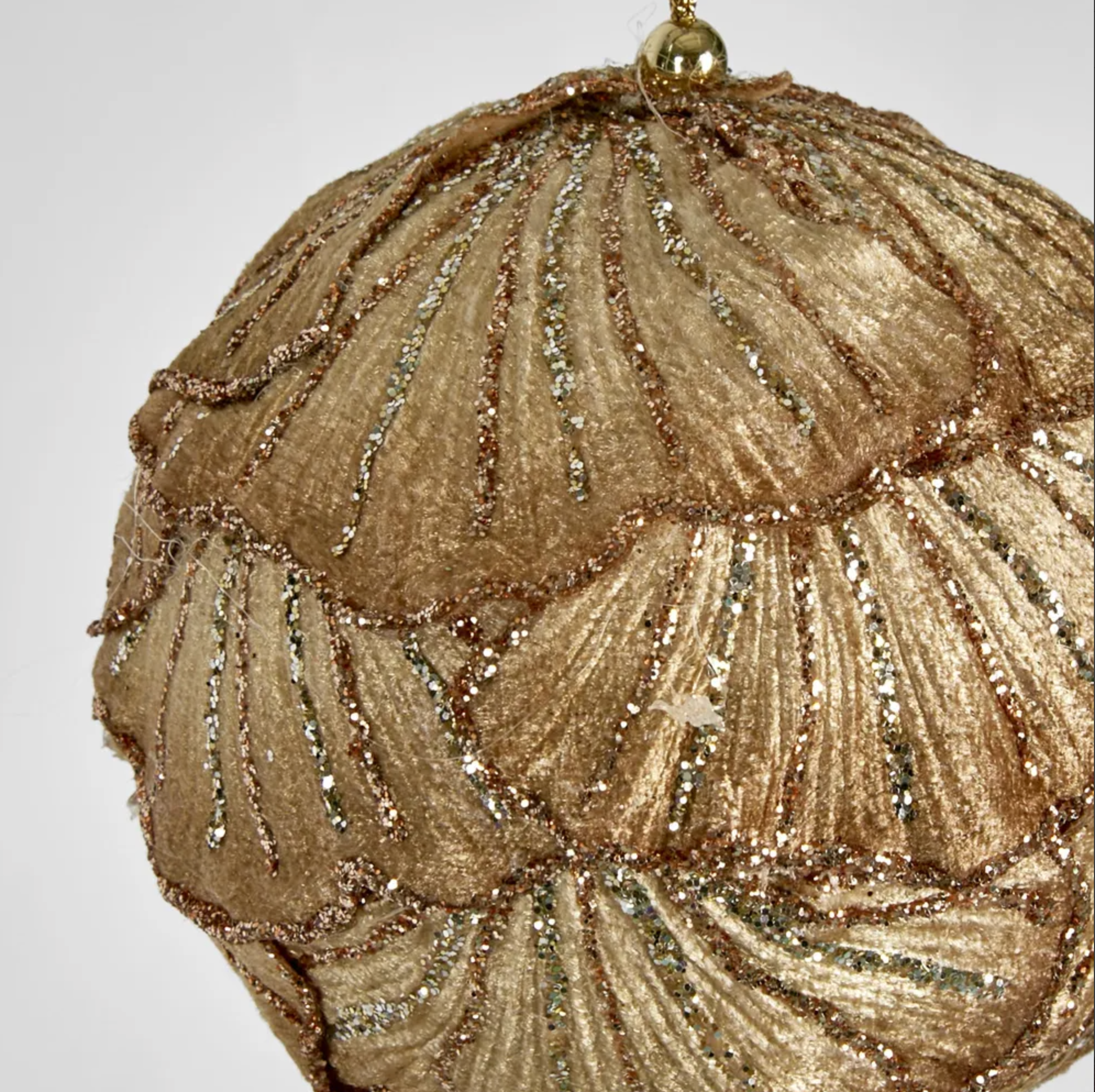 Ginko Leaf Bauble Champagne