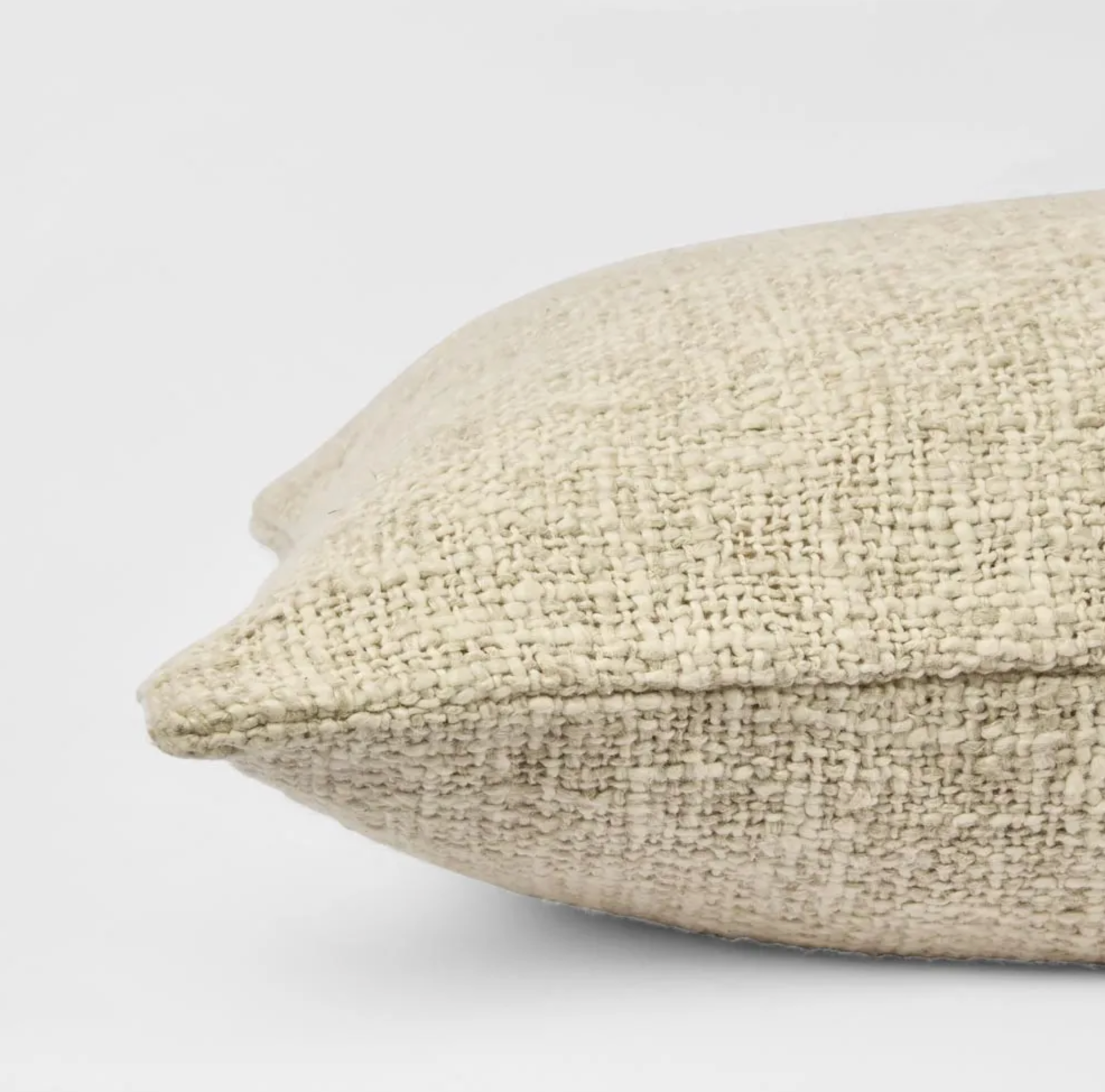 Essence Cushion