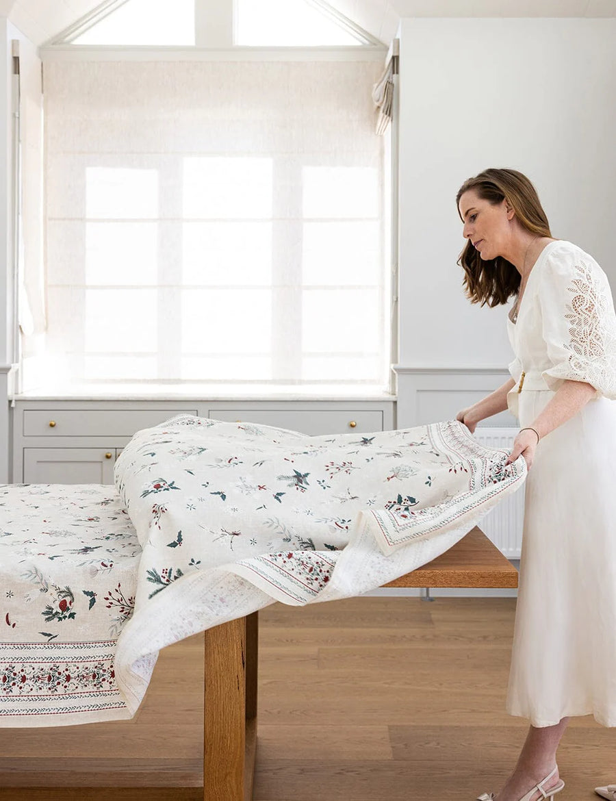 Heirloom Christmas Holly Linen Tablecloth