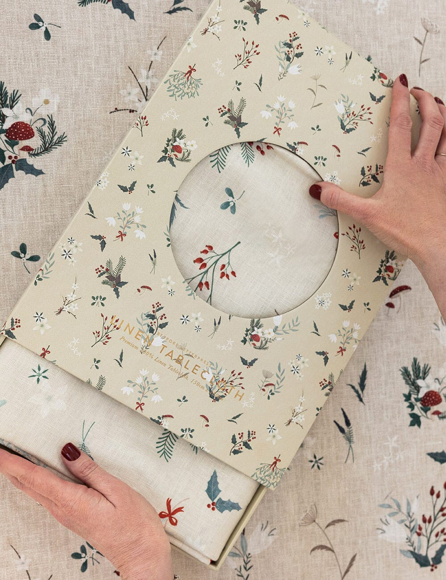 Heirloom Christmas Holly Linen Tablecloth