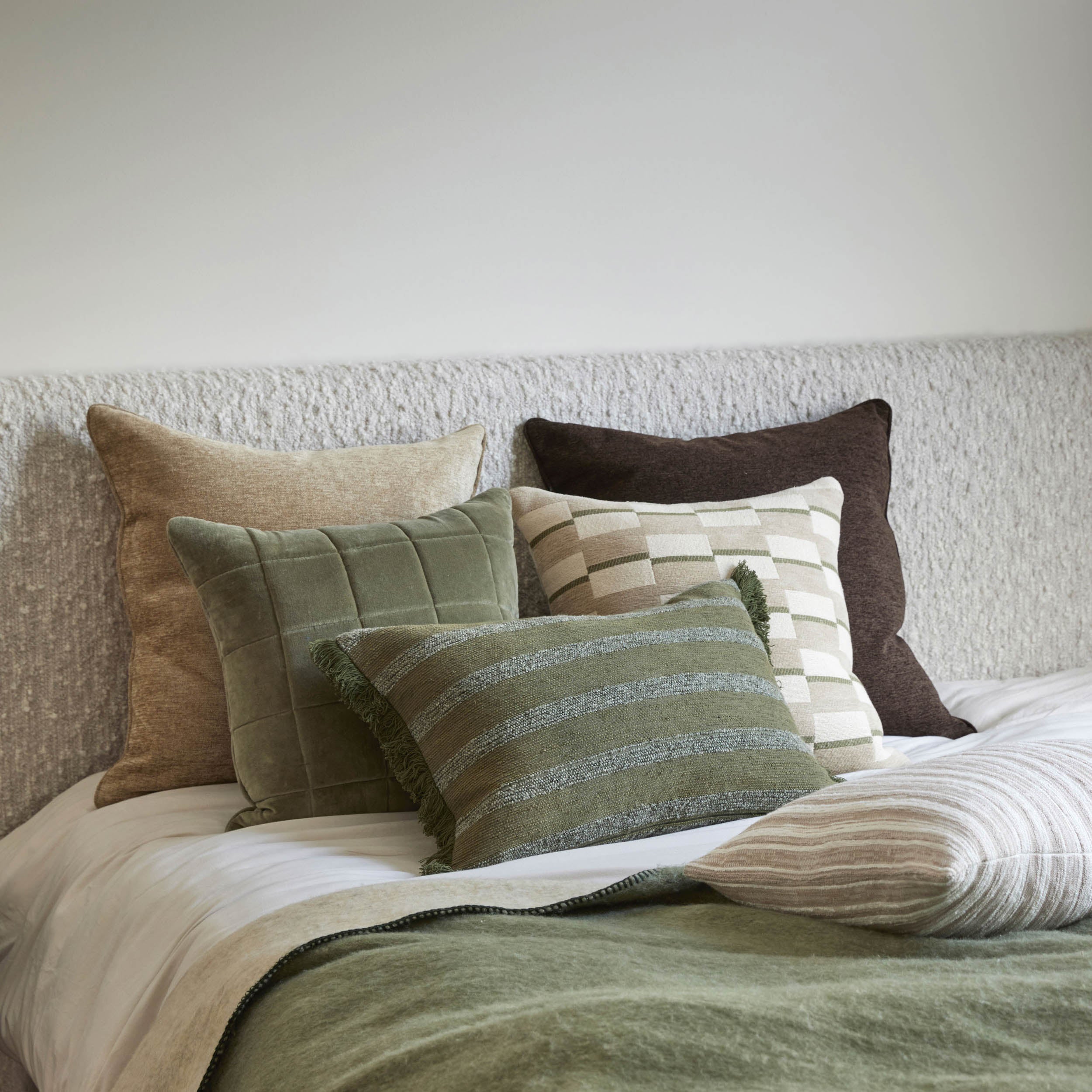 Avalon Stitch Throw Green