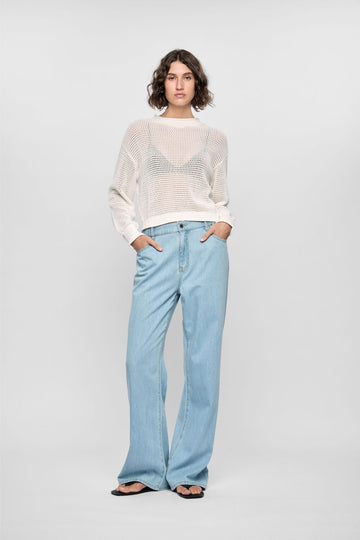 Amelia Chambray Jeans - Light Blue Wash