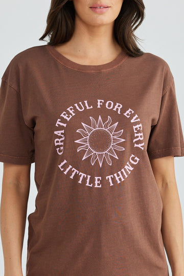 Grateful Relaxed Tee - Kohl and Soda